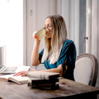 Rechargeable Magnetic Stirring Coffee Mug, Stainless Steel Material ☕