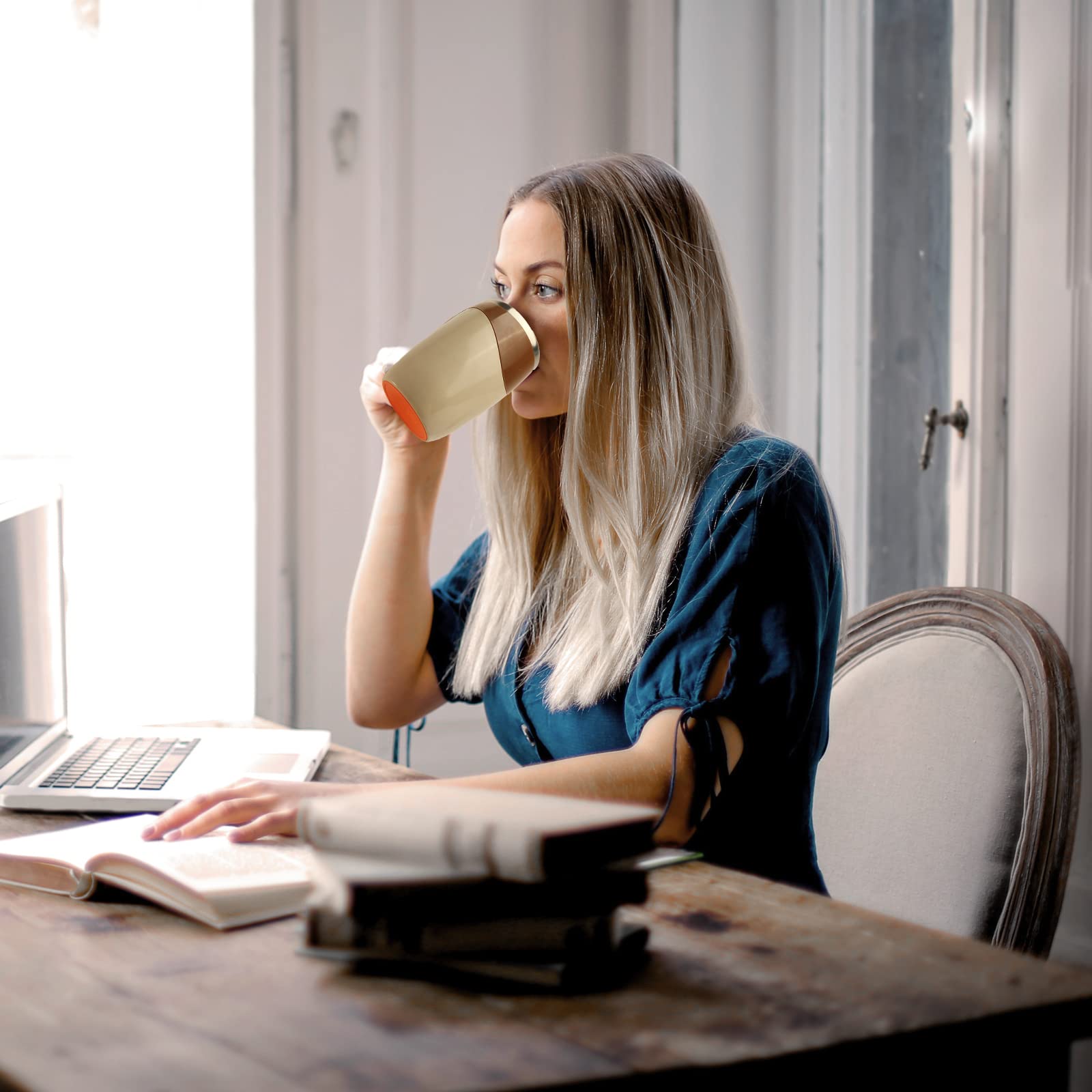 Rechargeable Magnetic Stirring Coffee Mug, Stainless Steel Material ☕